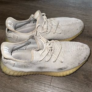Yeezy boost 350 v2 cream 11 1/2 very used